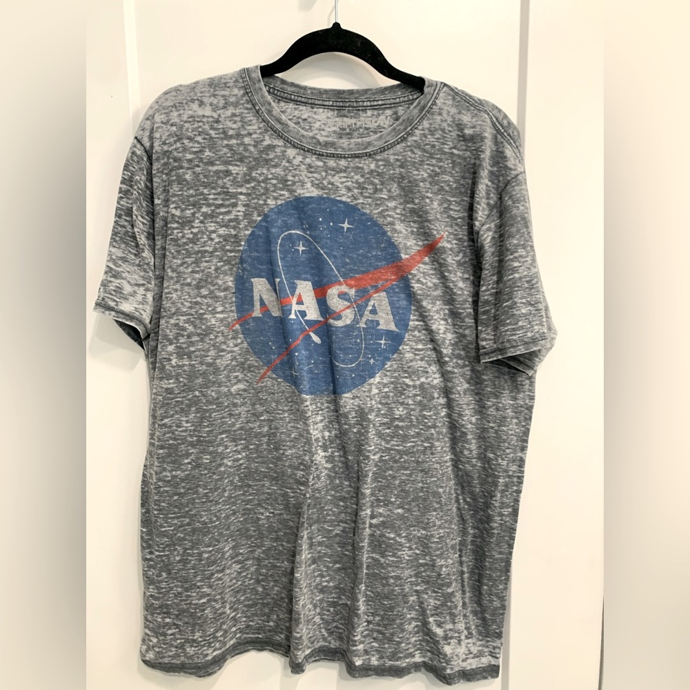 Vintage-style NASA tshirt